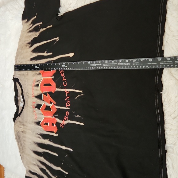 Forever 21 ACDC Paint Splatter Print Graphic Band T-shirt - Picture 10 of 10